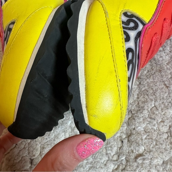 Coach: x Keith Haring Lace Up Yellow, Orange, Pink, Black White People Sneakers - Picture 11 of 16